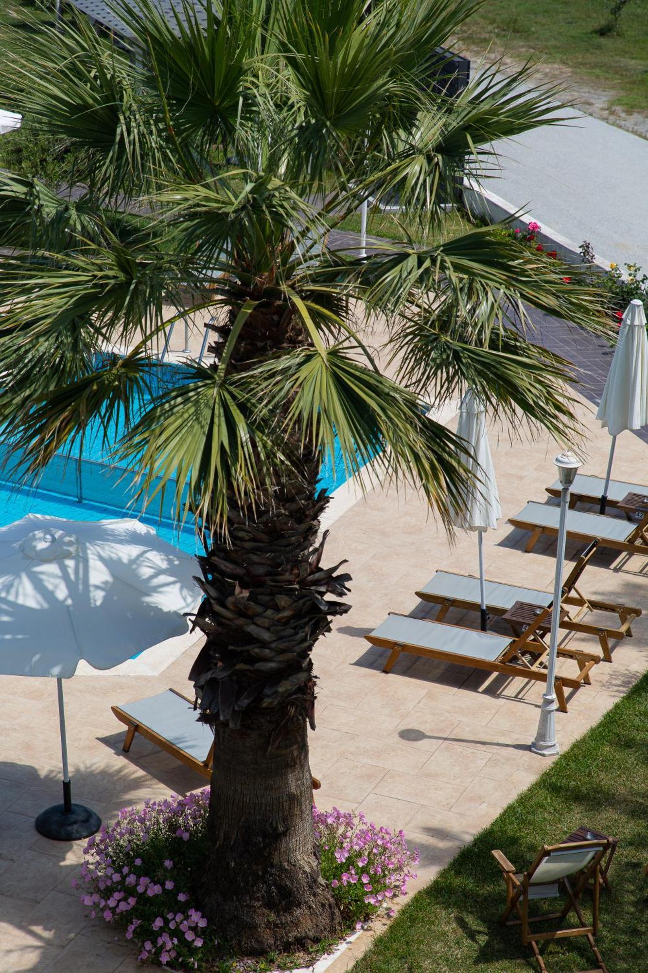 Anais Hotel Korinós Exterior foto